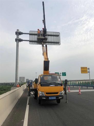 登高车出租